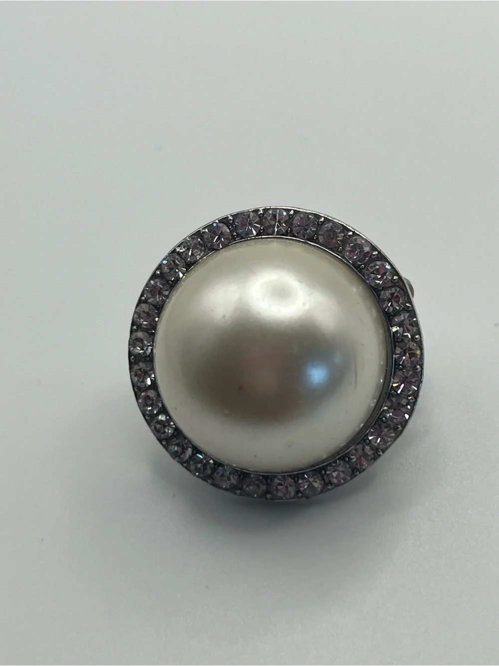 Silver Rhinestones Stretch Ring with Ivory Pearl Dome